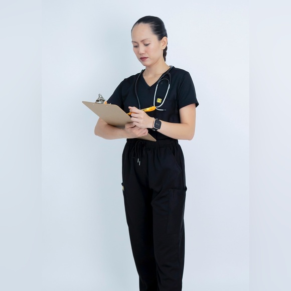 XXS Size Drifit Top and Jogger Scrub Set - Picture 2 of 16